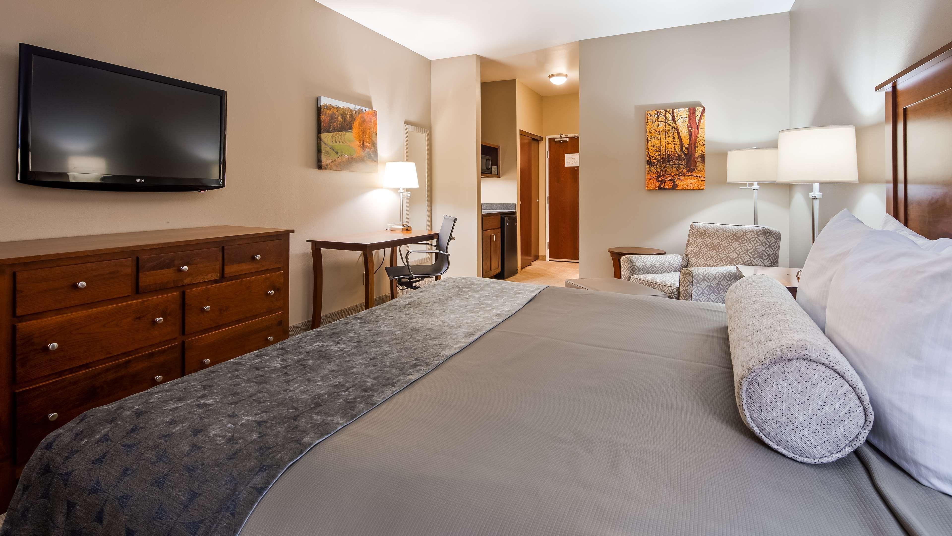 Best Western Plus Green Mill Village Hotel & Suites Arcola Exteriör bild