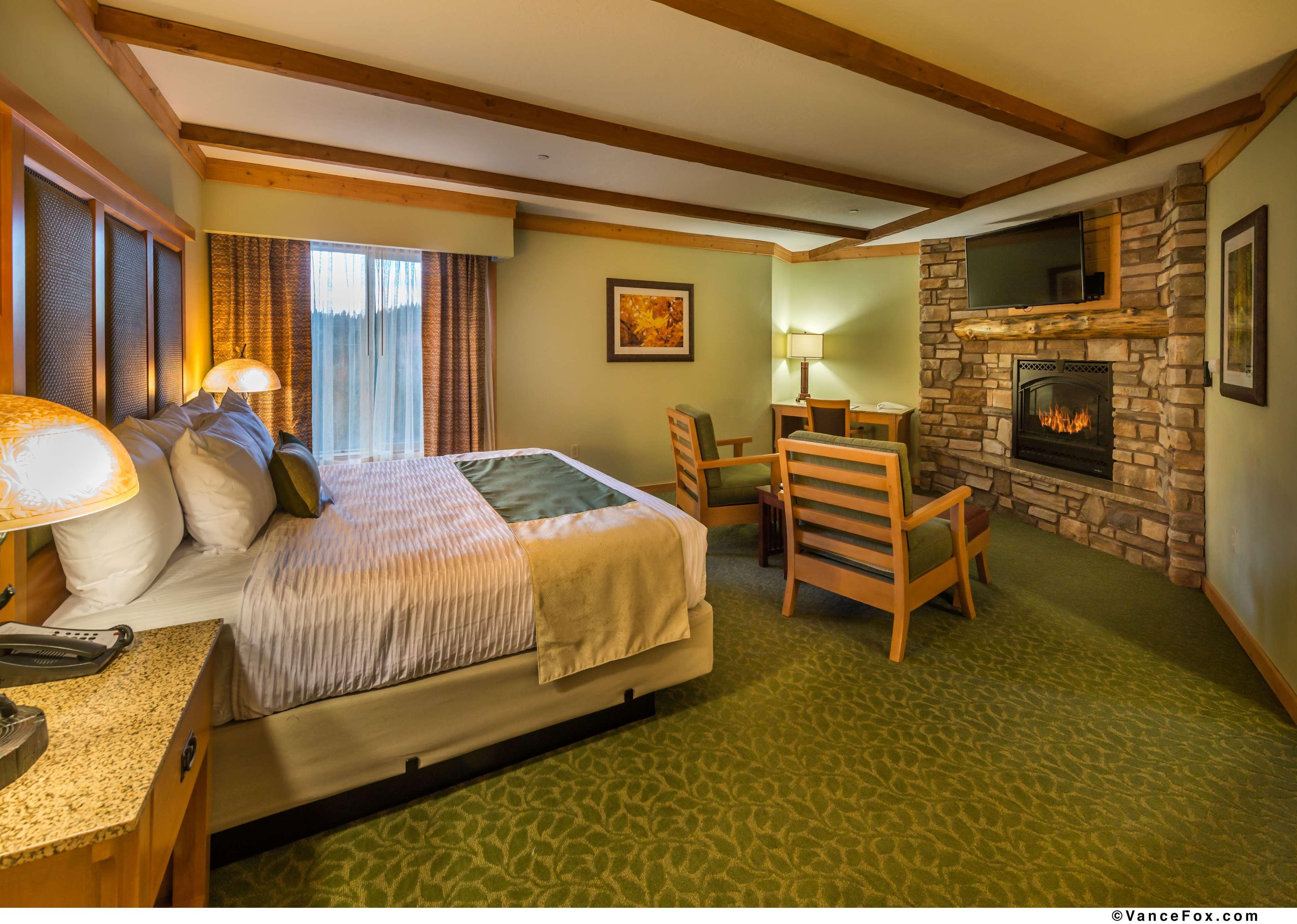 Best Western Plus Green Mill Village Hotel & Suites Arcola Exteriör bild