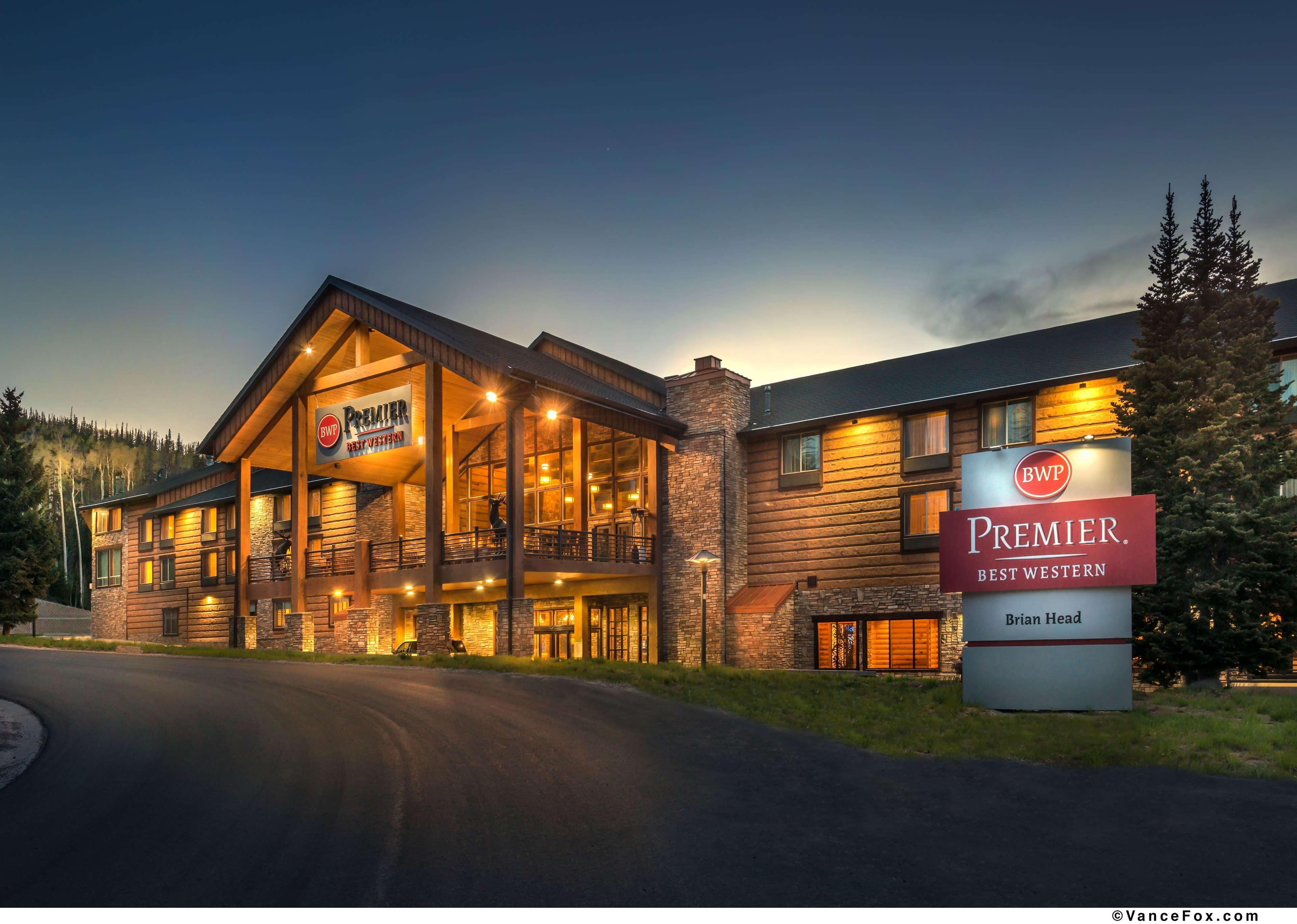 Best Western Plus Green Mill Village Hotel & Suites Arcola Exteriör bild